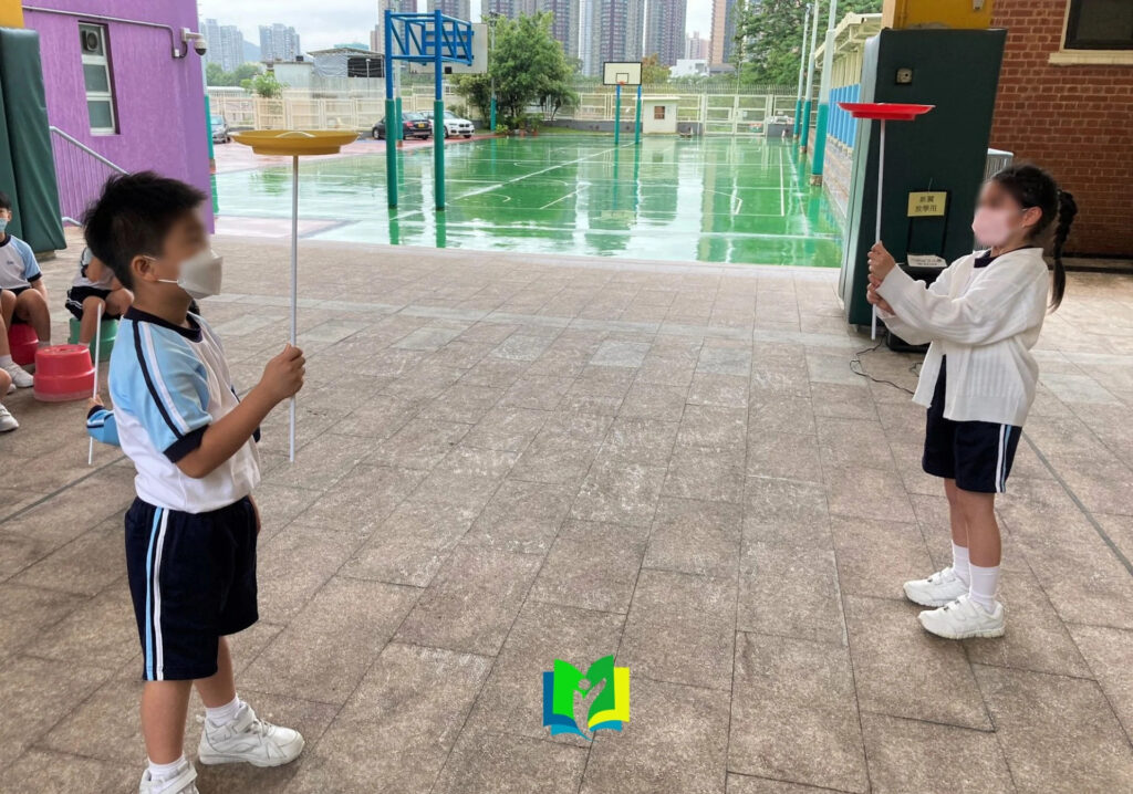 Plate-Spinning Juggling Booth